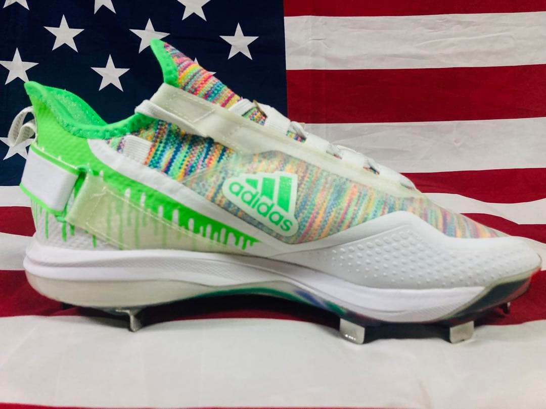 新品未使用adidas アディダスICON BOOST Dripped out