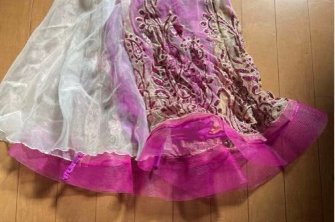 ベリーダンス セットアップ ピンクと白