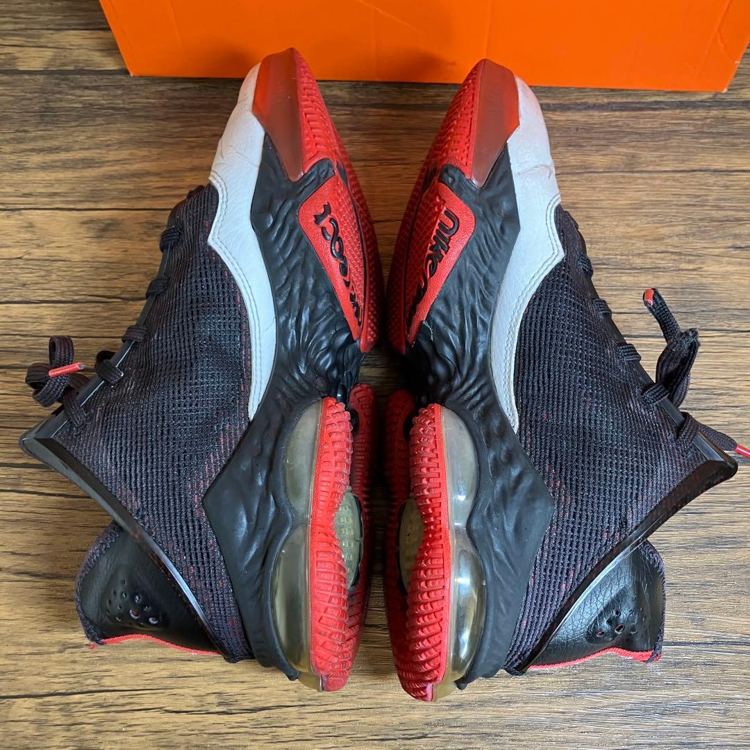 （K25767）ナイキ レブロン・ジェームズ 19 26.0㎝ バスケットボール