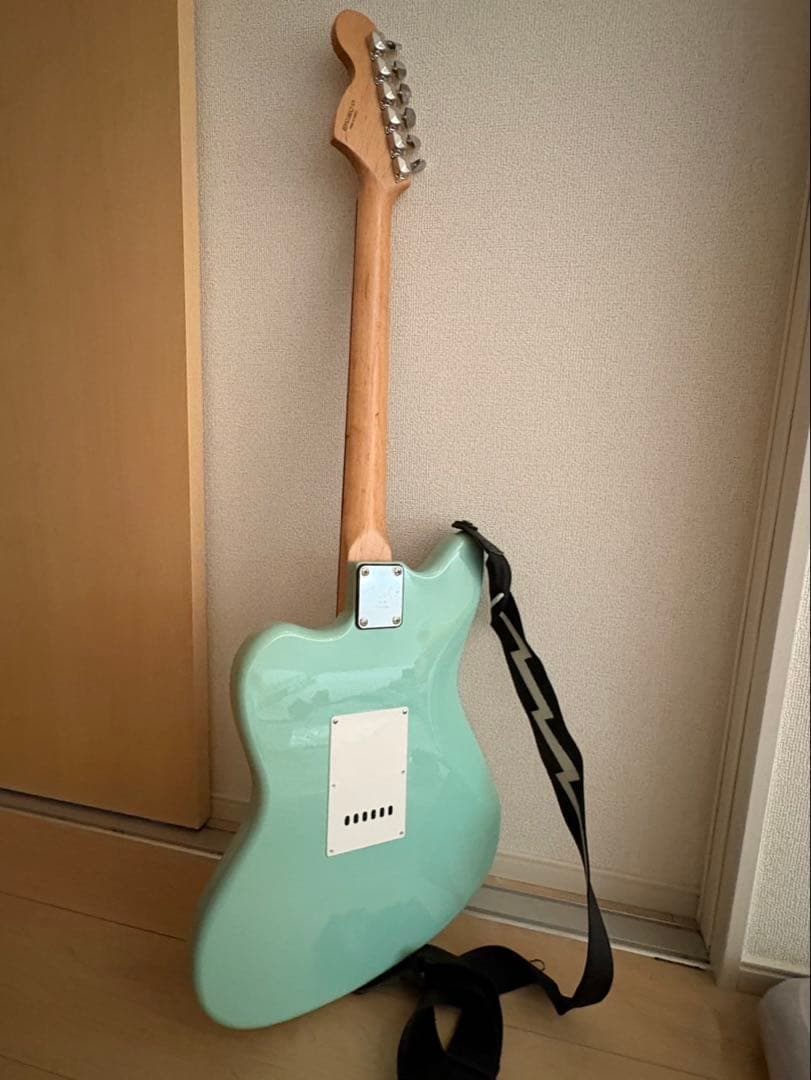 エレキギター スクワイヤー　ジャグマスター　Squier JAGMASTER