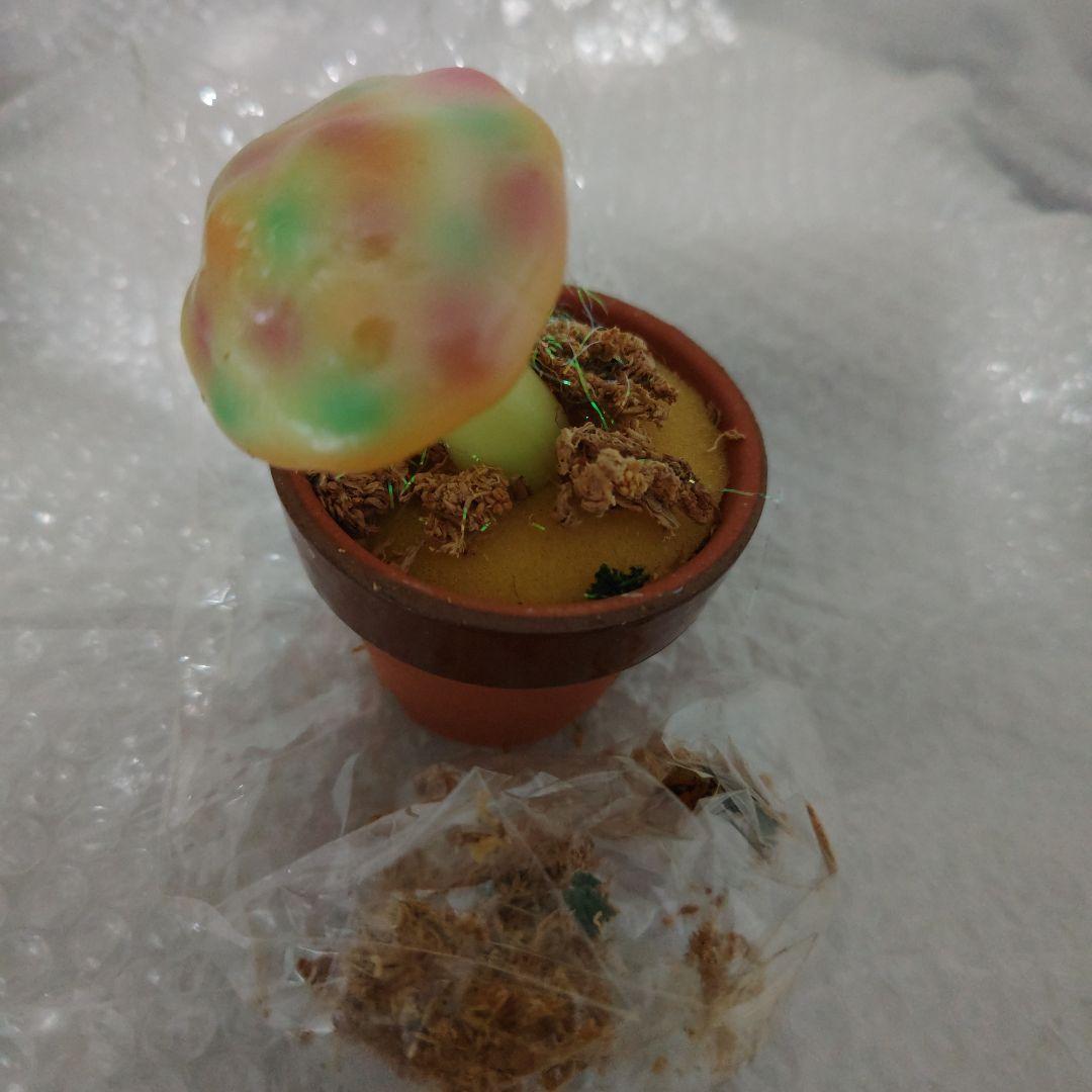 M1号　マタンゴ　植木鉢　ソフビ