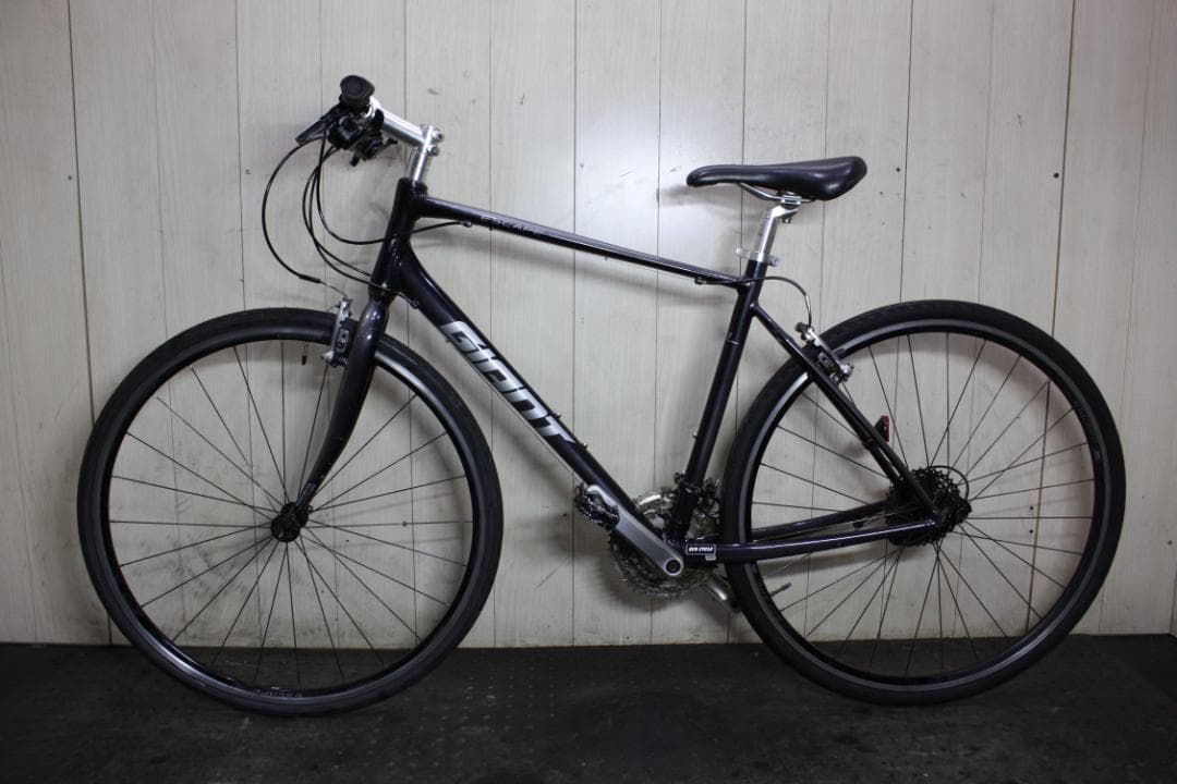 GIANT ESCAPE R3 700C アルミ 24速 500mm クロス