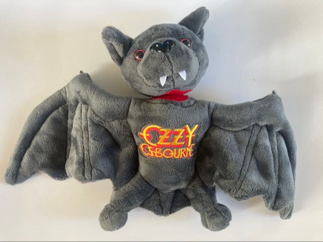 OZZY OSBOURNE コウモリぬいぐるみ