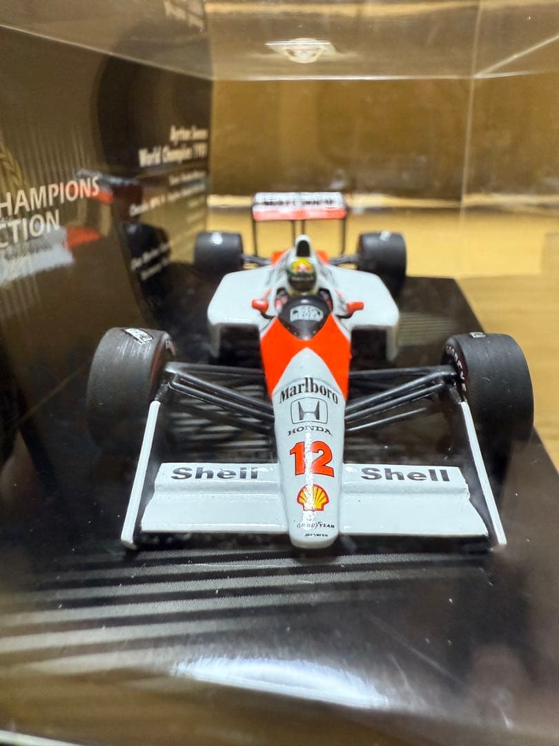 1/43 F1ミニチャンプス　マクラーレン MP4/4