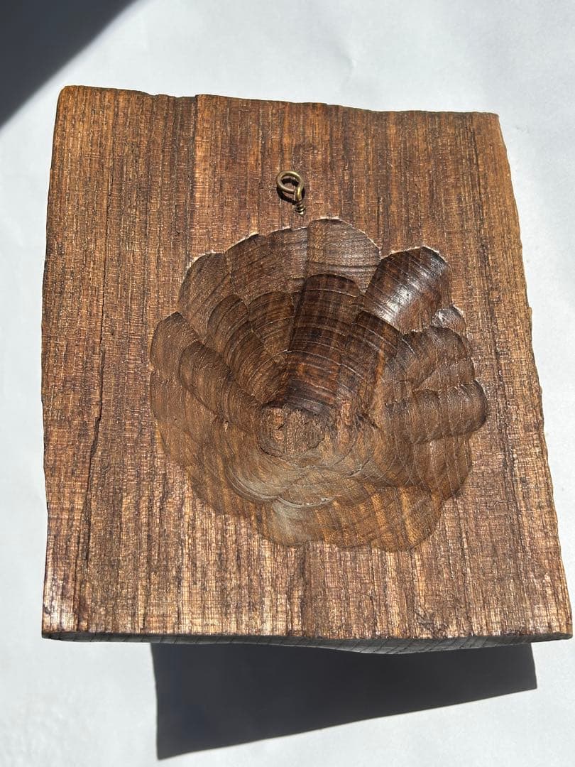 サ*ィ様 壁掛け　木彫りオブジェ　アイヌの女性　　瀧口正満作