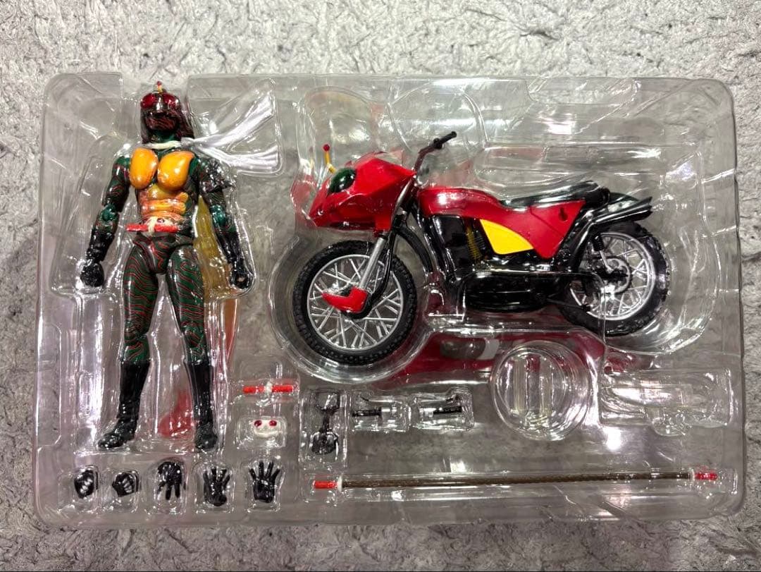 S.H.Figuarts 仮面ライダーアマゾン&ジャングラーセット