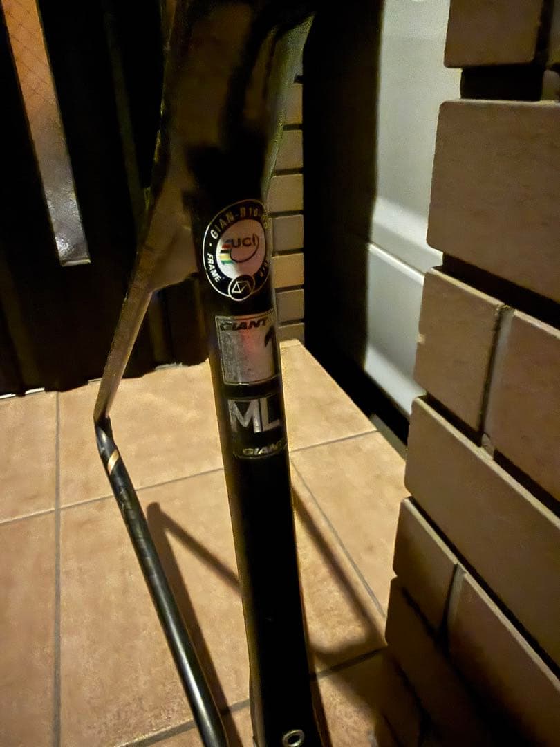 GIANT TCR カーボンフレーム　送料込み2000円＋で可能