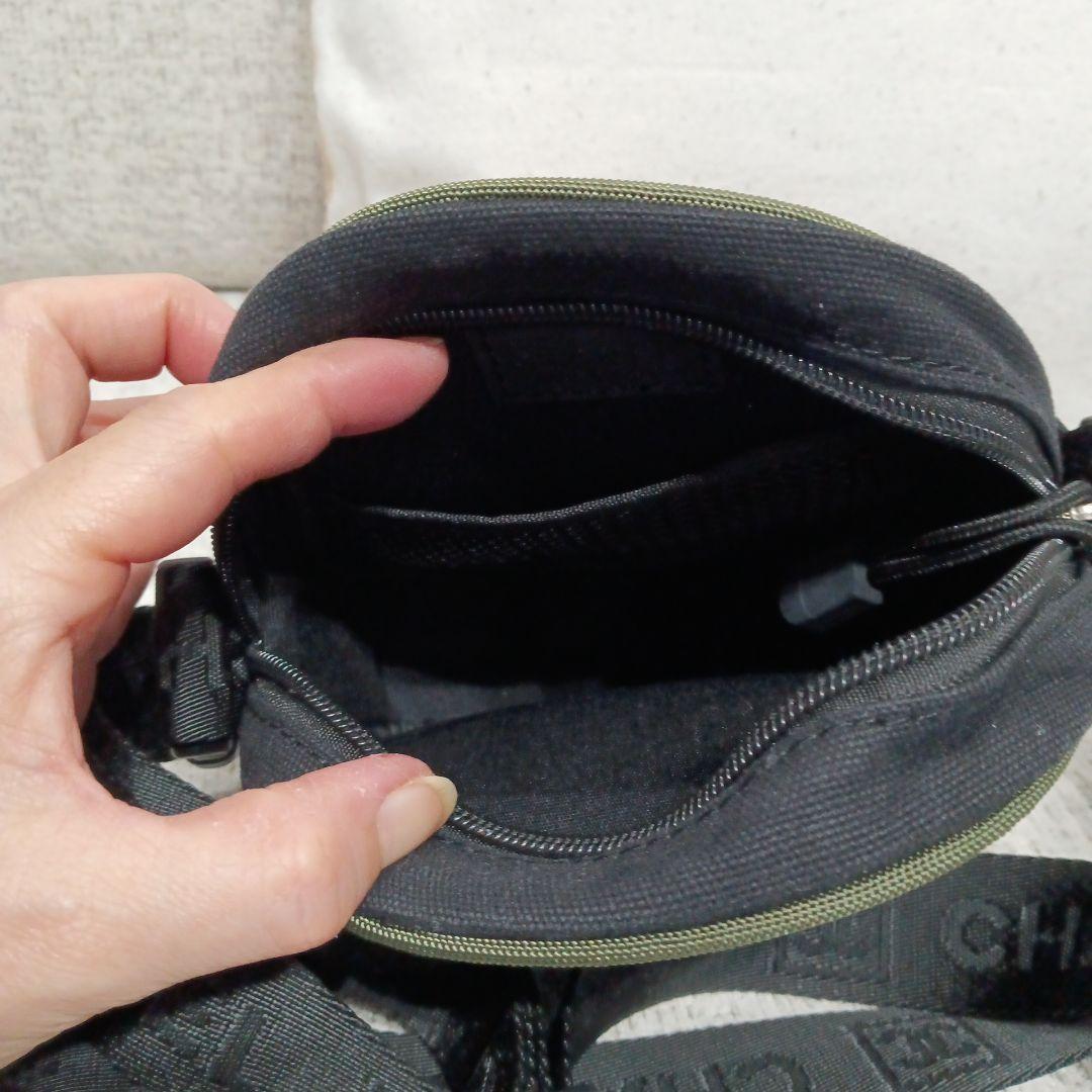 CHANEL ショルダーバッグ ブラック・オリーブ