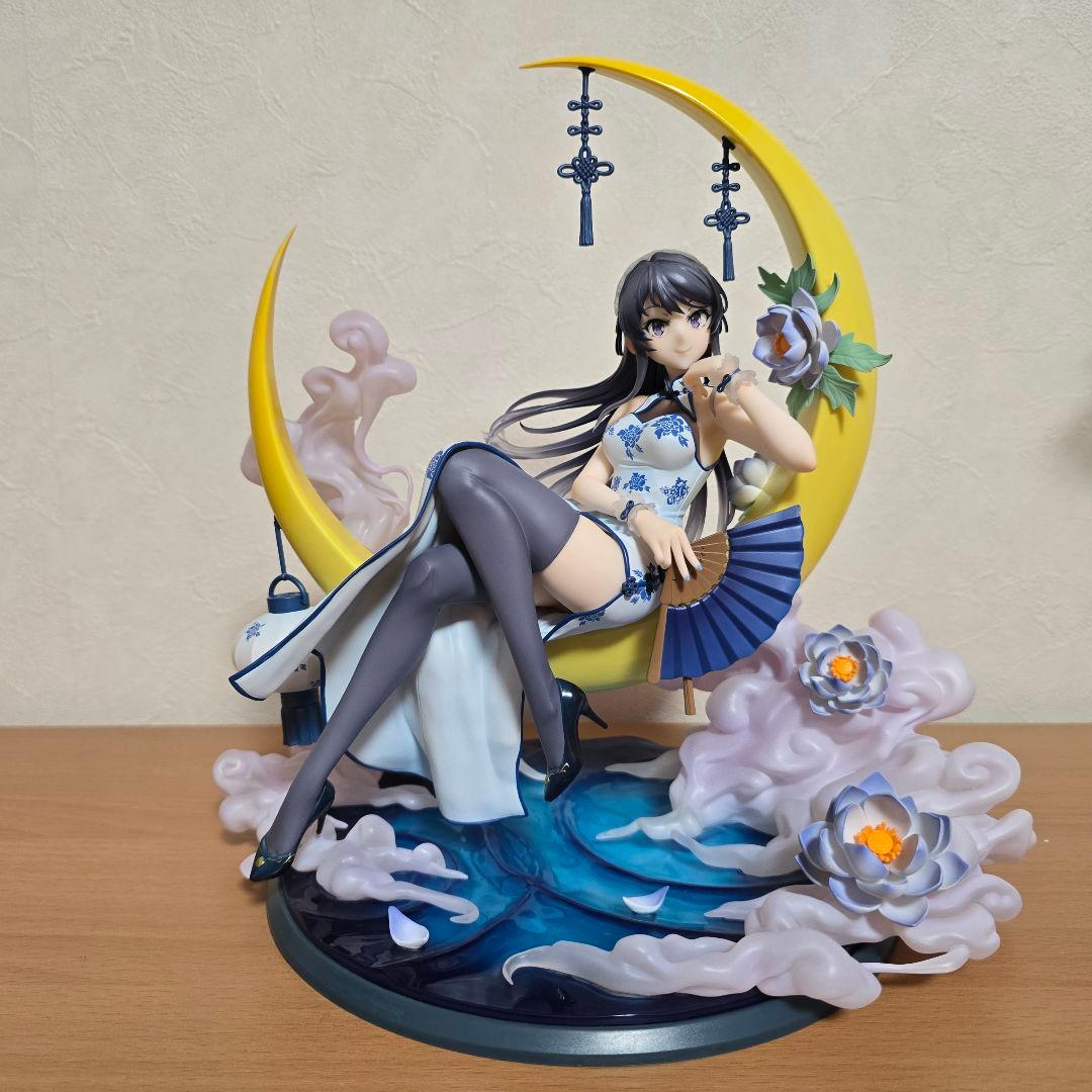 桜島麻衣～白チャイナドレスver.～ 1/7スケールフィギュア