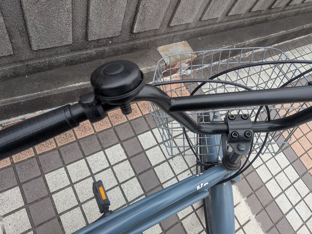 ブルーグレー　ビーチクルーザーKB 24インチ　6段ギアカゴ付き　自転車 訳あり