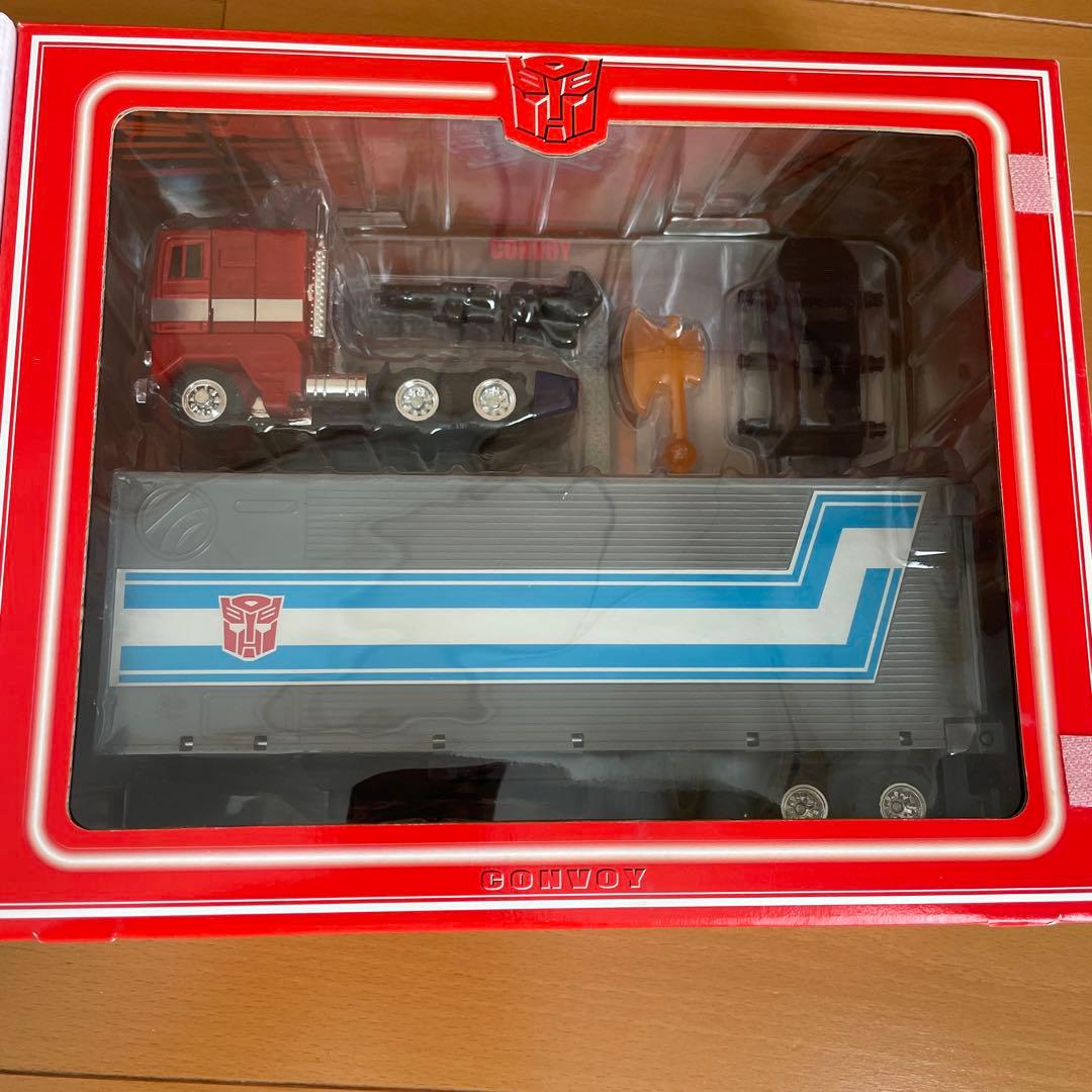 トランスフォーマー　コンボイ