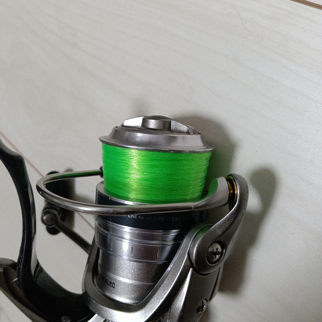 ダイワ　TRISO 2000H-LBD スピニングリール