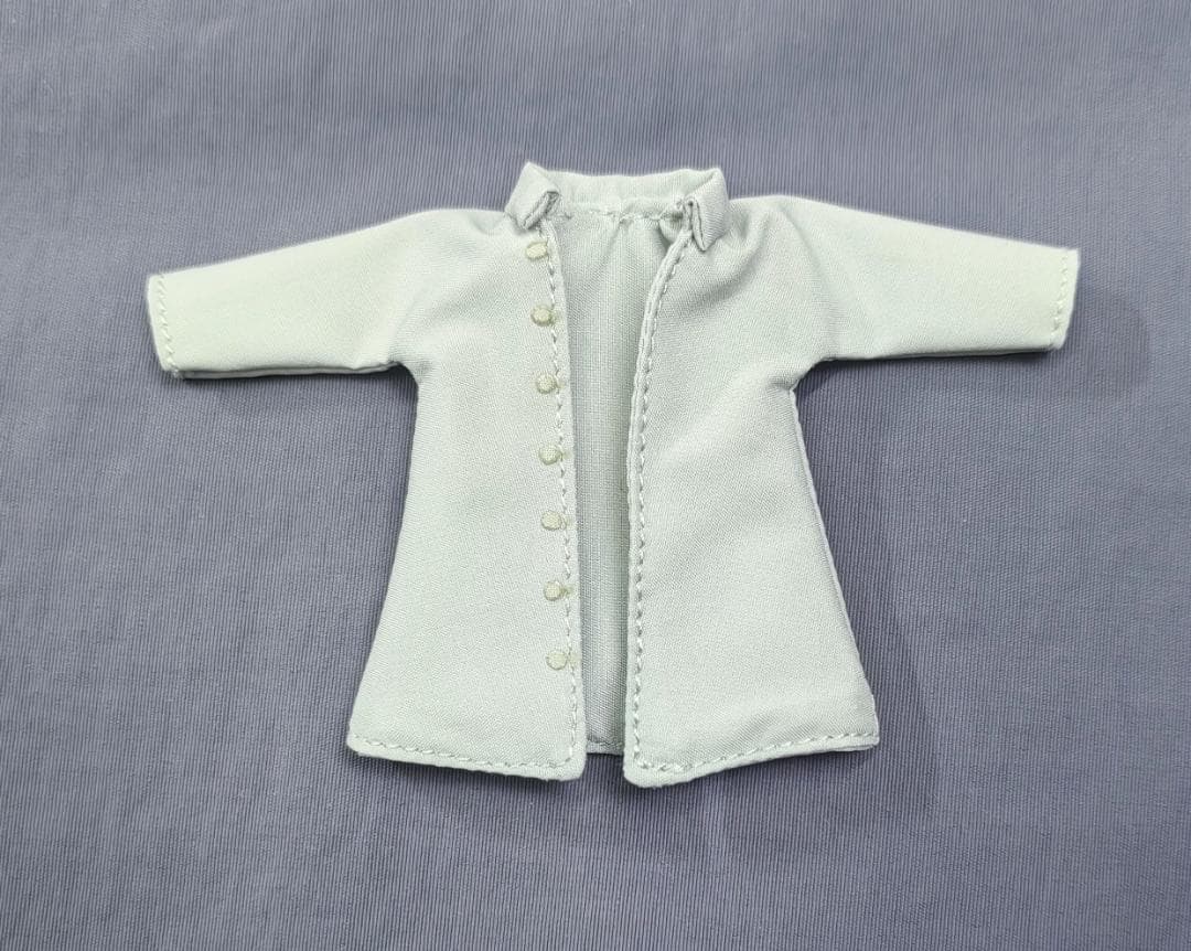 S.H.Figuartsチェンソーマン シャツ布製 レゼ篇 本体なし