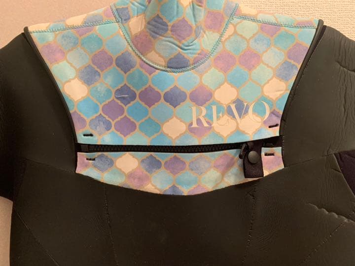 【値下げ中】REVO セミドライ　ウェットスーツ　フルオーダー　レディース