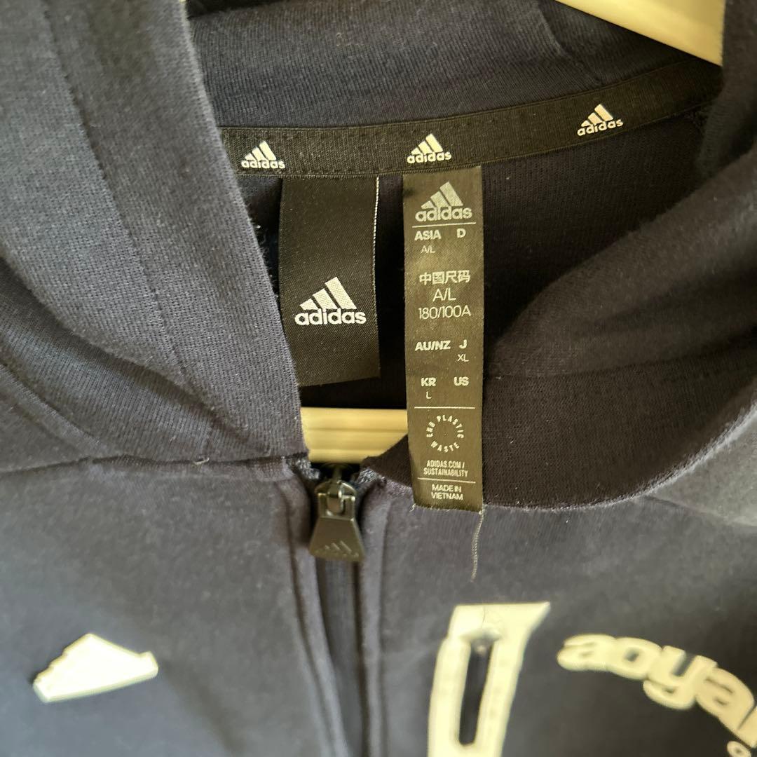 青山学院大学　サッカー部　移動着