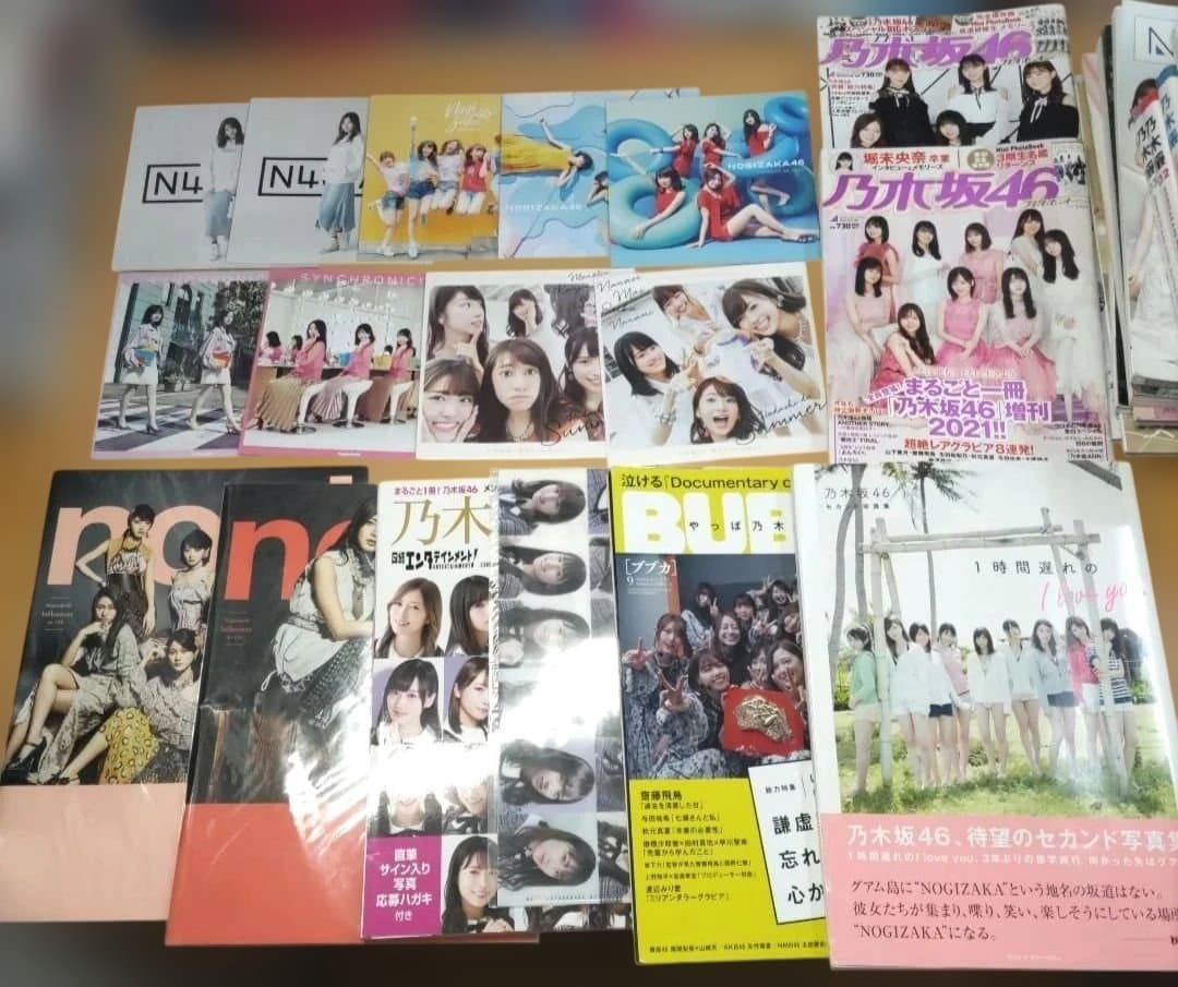DVD・写真集・限定グッズなど乃木坂46グッズまとめ売り