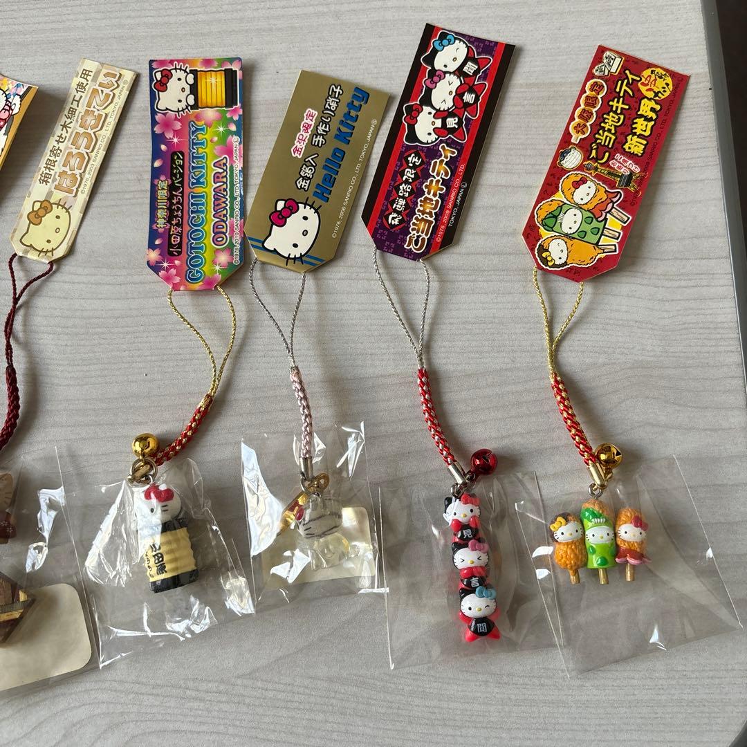 ご当地キティ　根付ストラップ