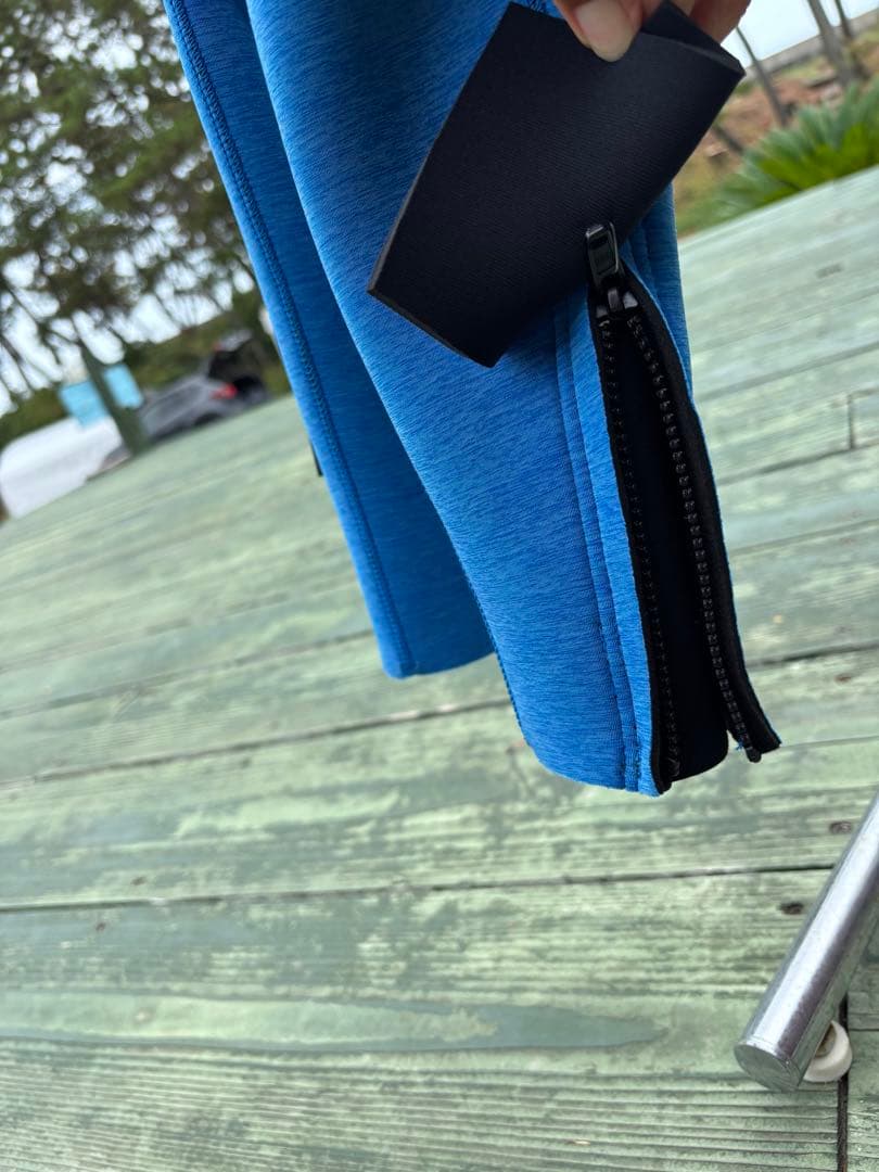 KIDS ウエットスーツ！BREAKER OUT セットアップ 130cm