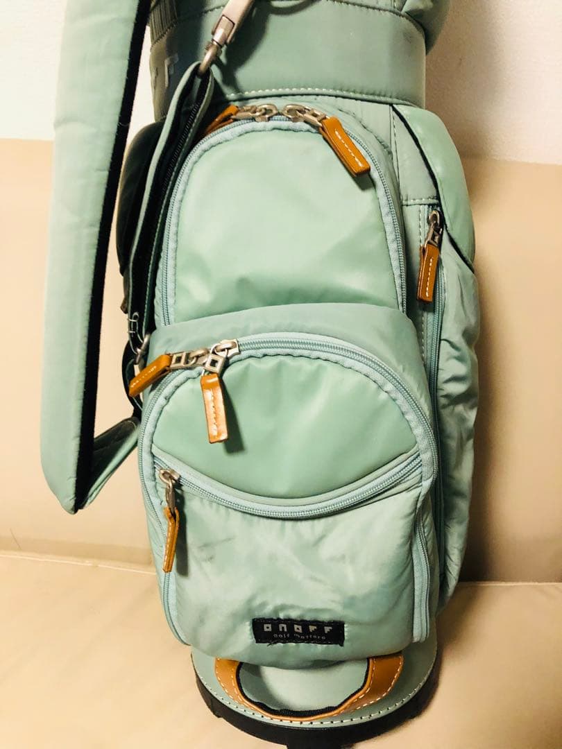 【送料込み】廃盤人気　オノフ　ONOFF キャディバッグ　ゴルフバッグ