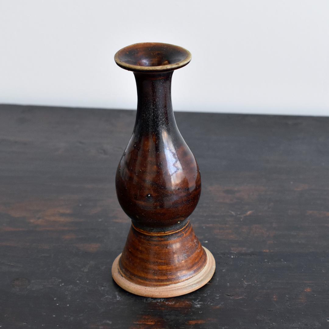 18世紀 壷屋焼 琉球古陶 褐釉台付瓶 飴釉瓶子 ビンシー 無疵