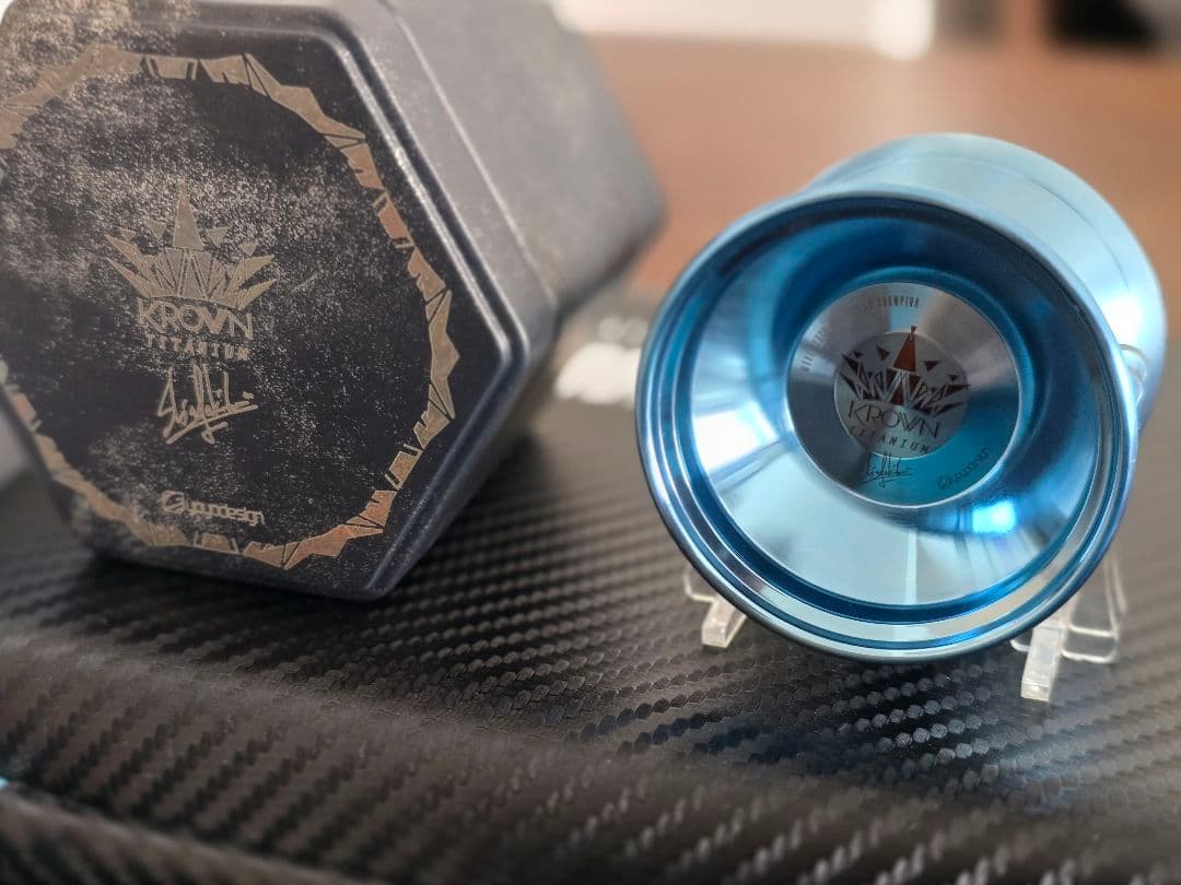 チタンヨーヨー　クラウンTi　ブルー　最終値下げ