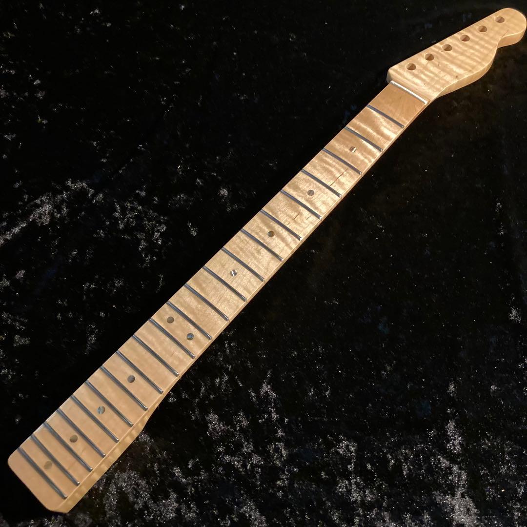 カナダ産フレイムメイプル　エレキギターネック　テレキャスター　ナチュラル