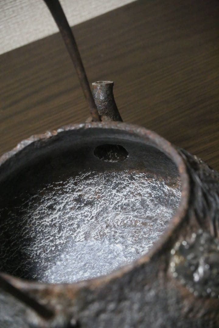 明治時代　鉄瓶　金工　金銀象嵌　950ml