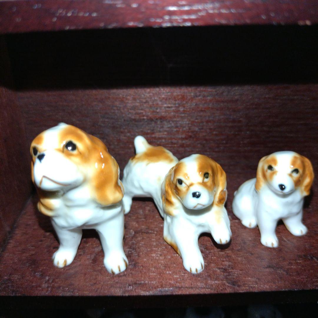 ミニチュア陶器犬の置物・ケース付きセット