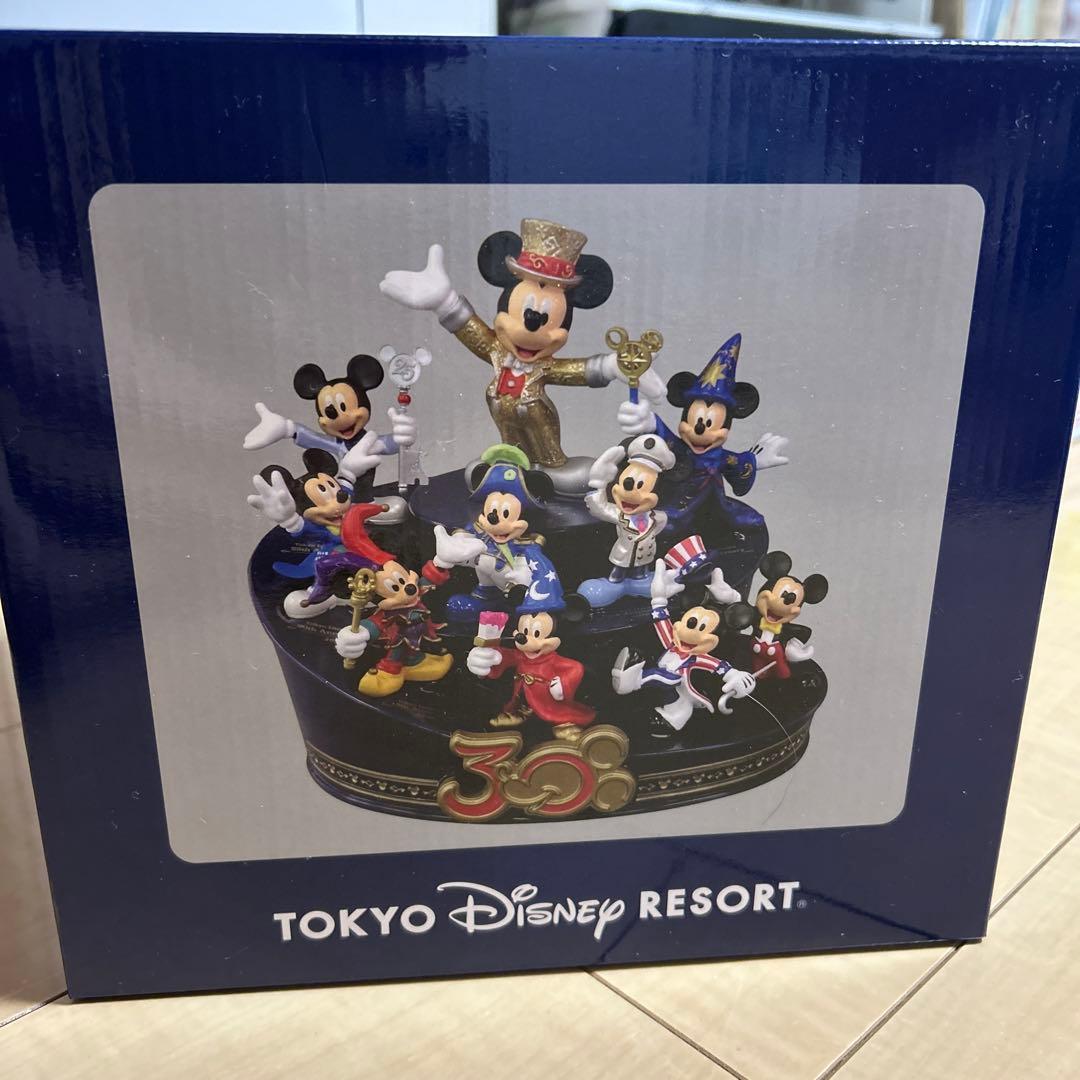 【新品】東京ディズニーリゾート30周年　ミッキーマウス　ヒストリーフィギュアリン