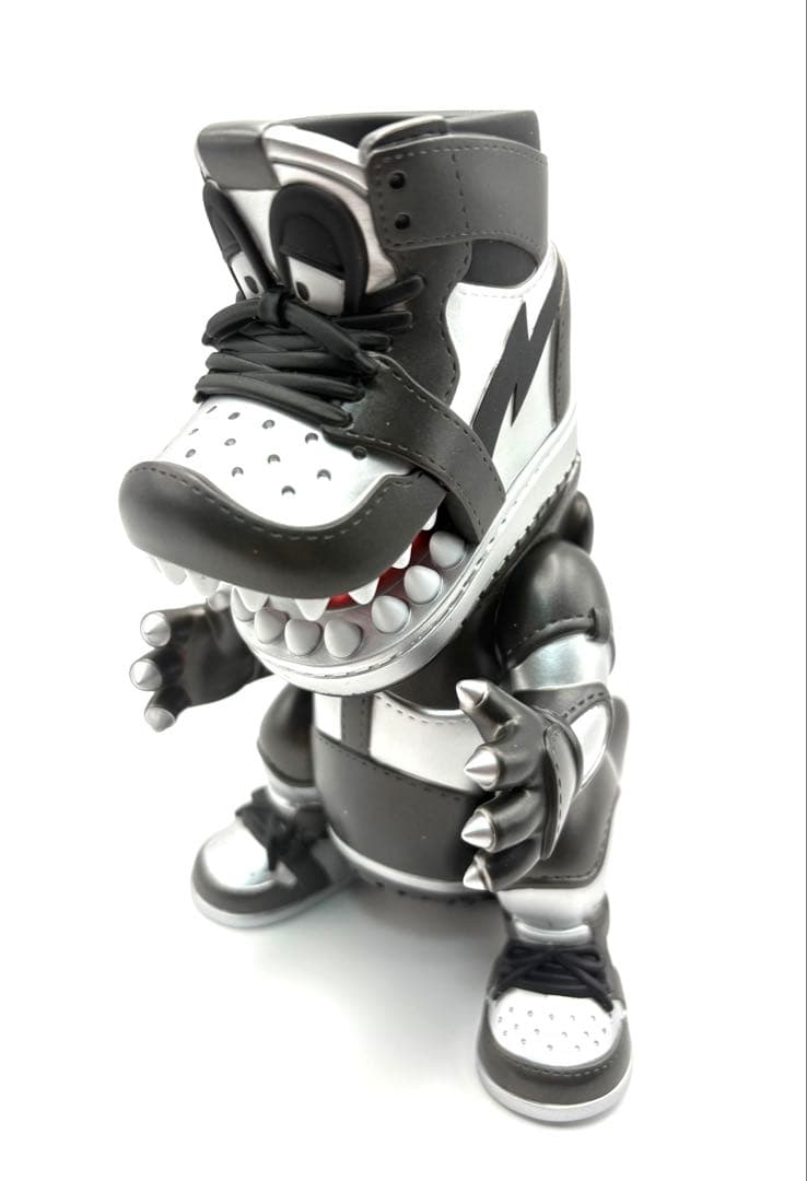 TOKYOGUNS SNKRDUNK 怪獣スニーカーヘッド シルバー