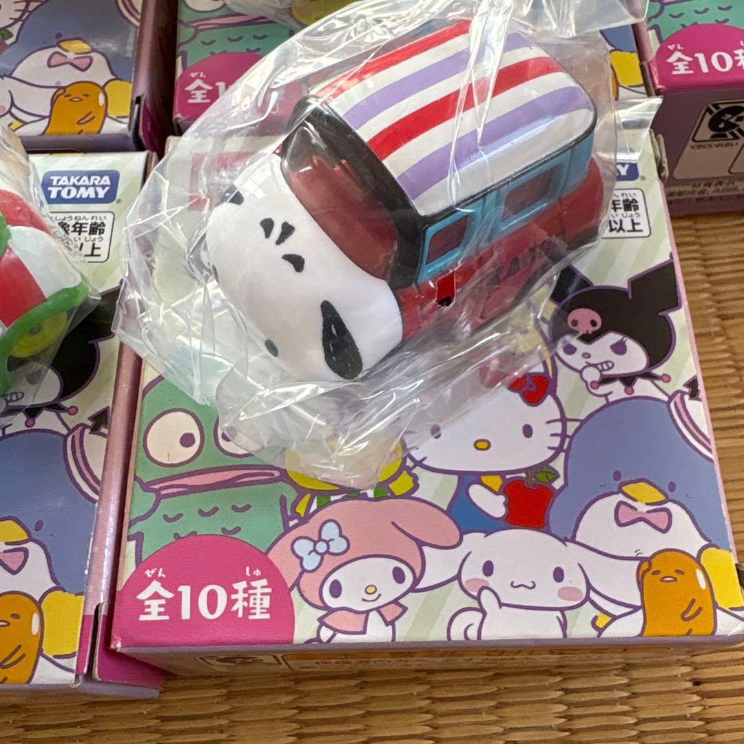 ✨新品✨ドリームトミカ　TOMICA TUNESサンリオキャラクターズ