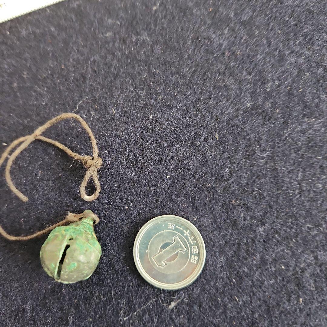 古墳時代の金銅製の鈴