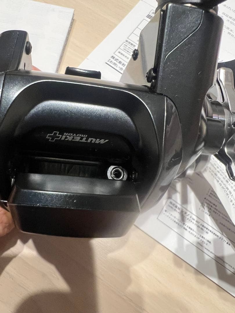 美品　23シマノ電動リール フォースマスター 600ダブルハンドル　右ハンドル