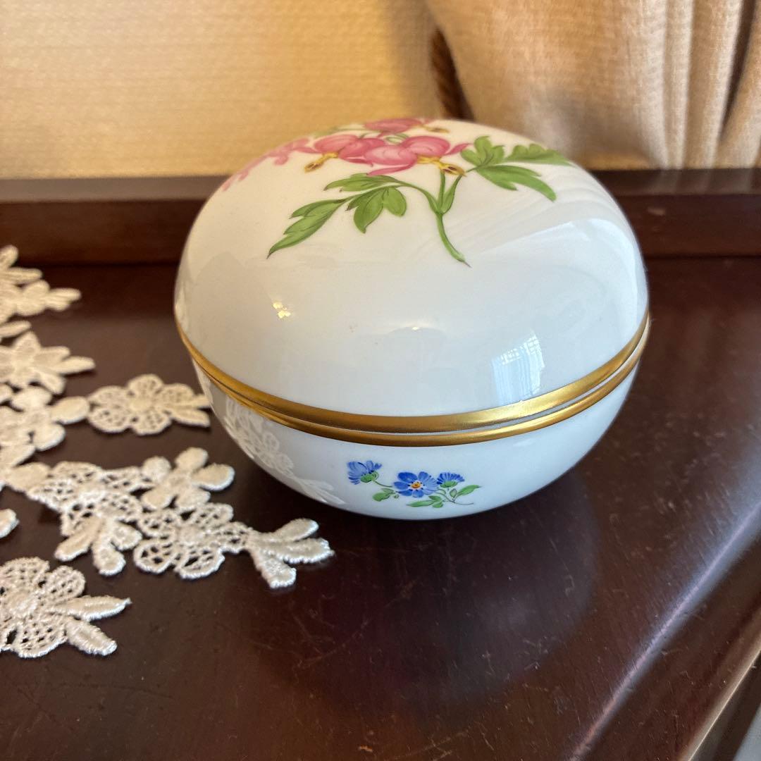 マイセン　山野草のボンボニエール