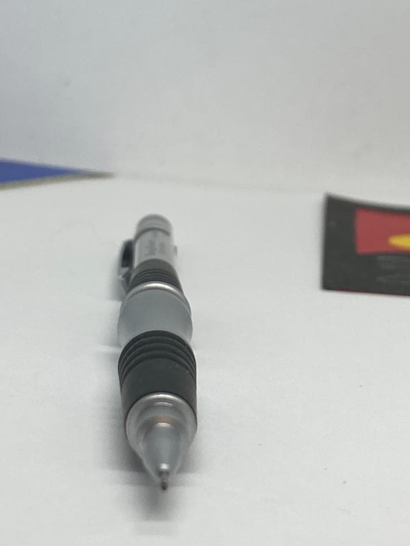 【廃番・製図用・ボディノック】オート／MP0.5/銀色軸+黒色 E