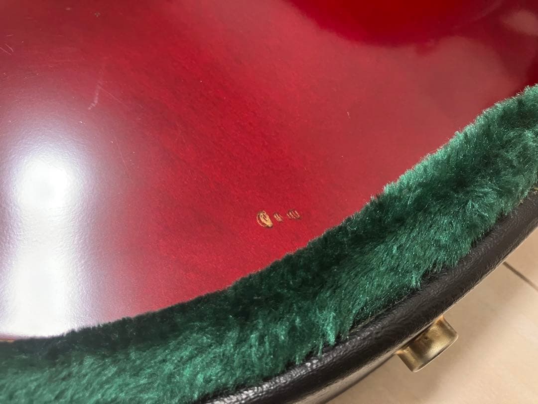 Edwards E-SA-125LTS チェリーレッド