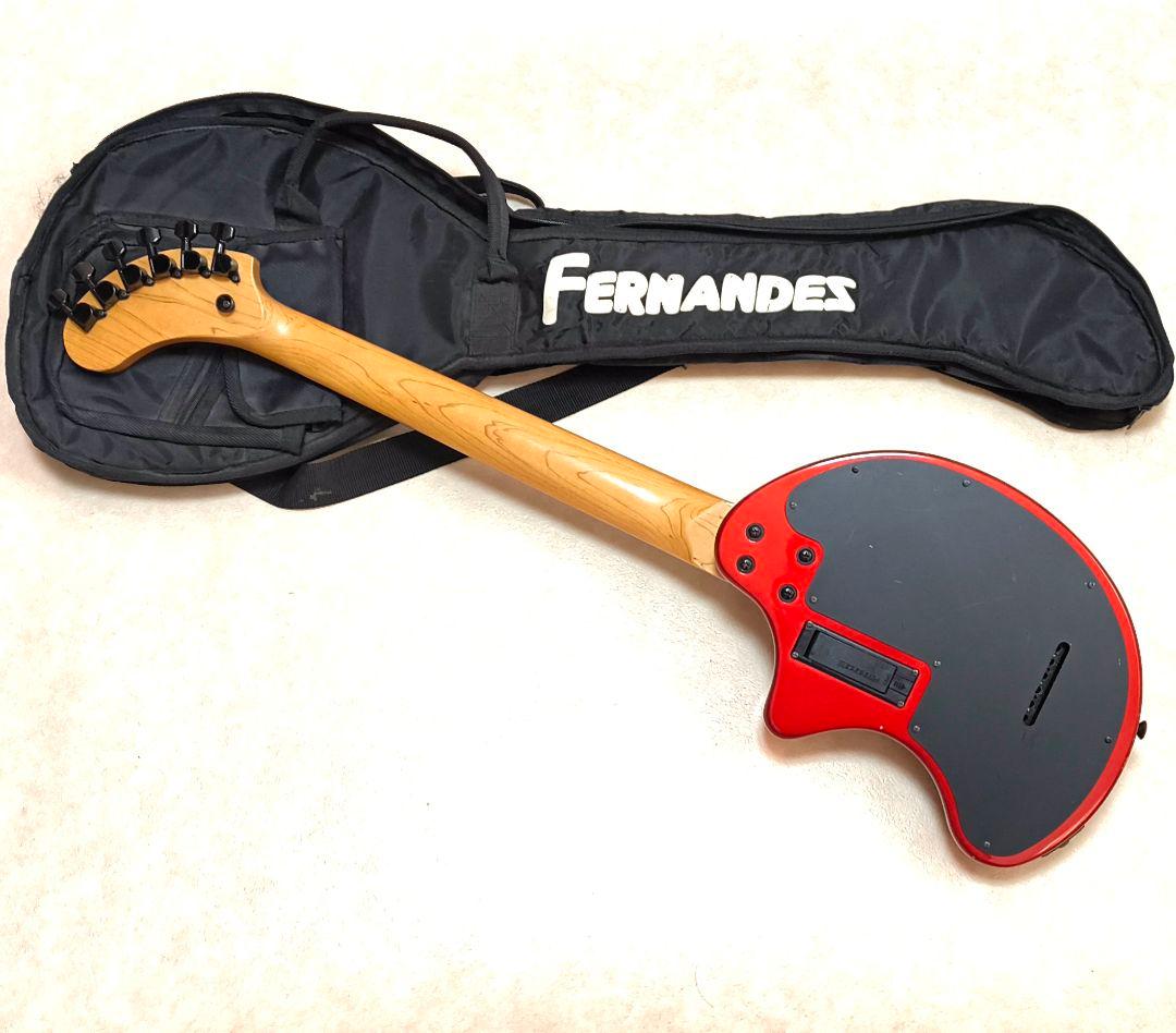 【美品】ZO-3 芸達者 メタリックレッド アンプ内蔵ミニギター ケース付