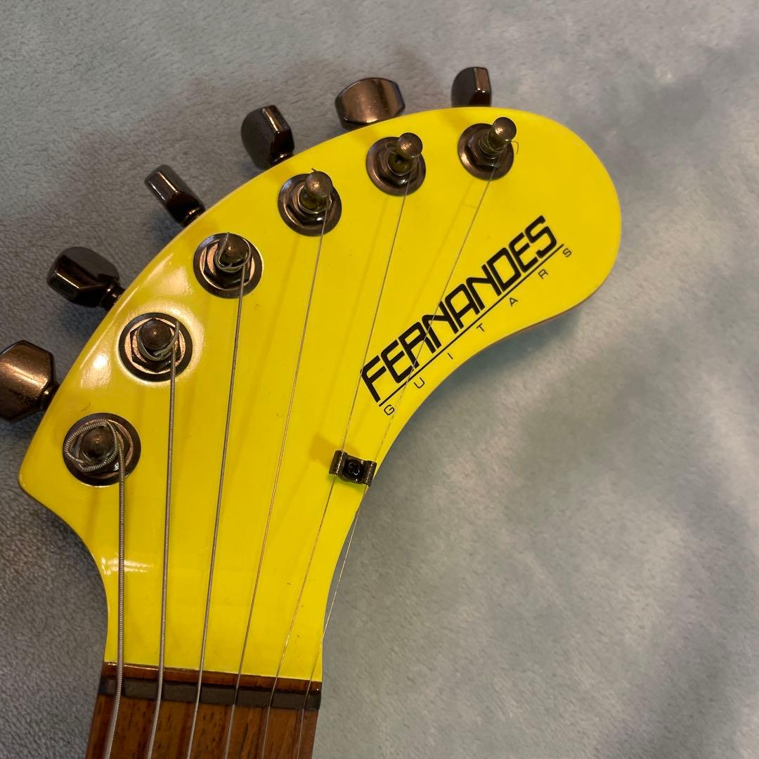 ZO-3 テルミン仕様（アンプ内蔵エレキギター）フェルナンデス