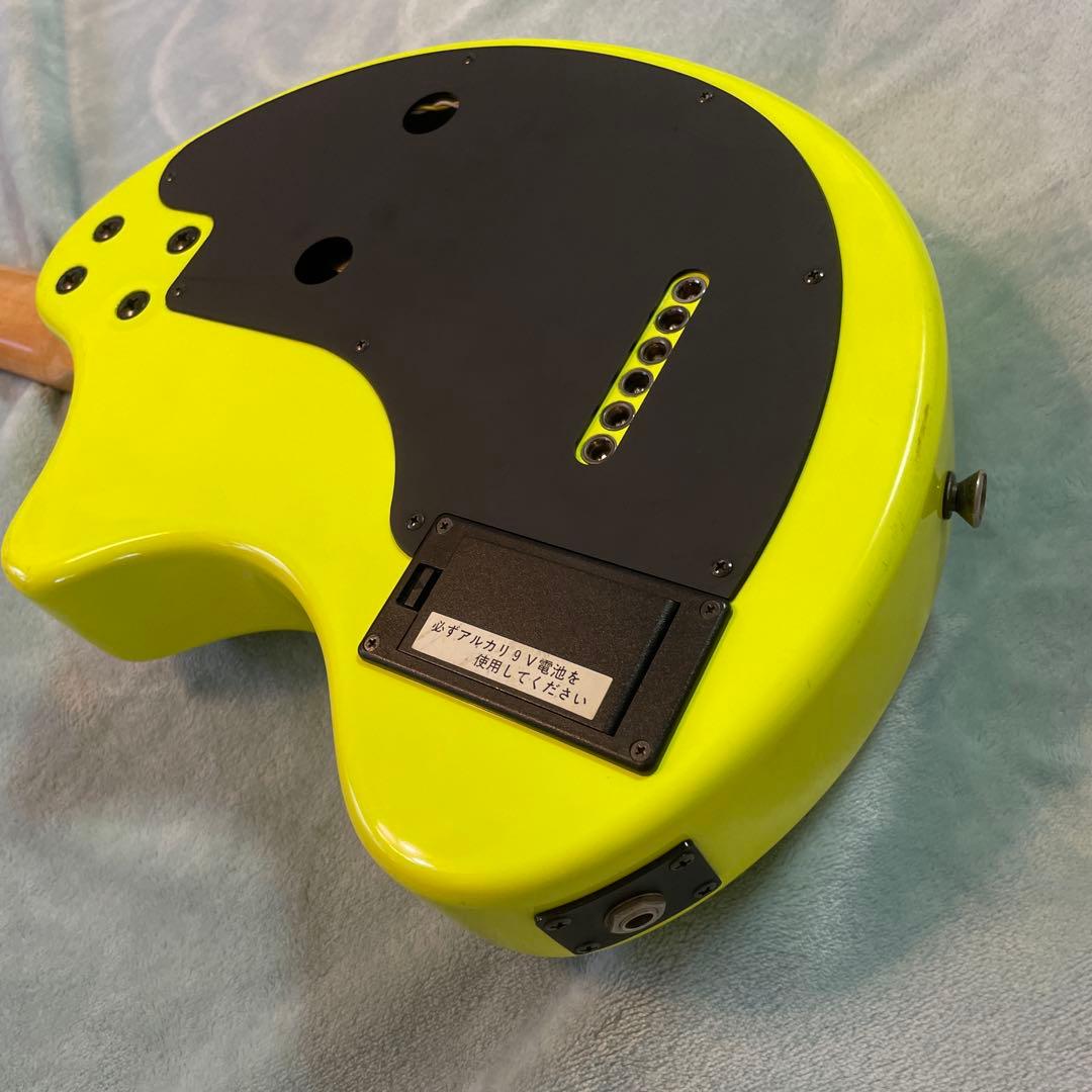 ZO-3 テルミン仕様（アンプ内蔵エレキギター）フェルナンデス