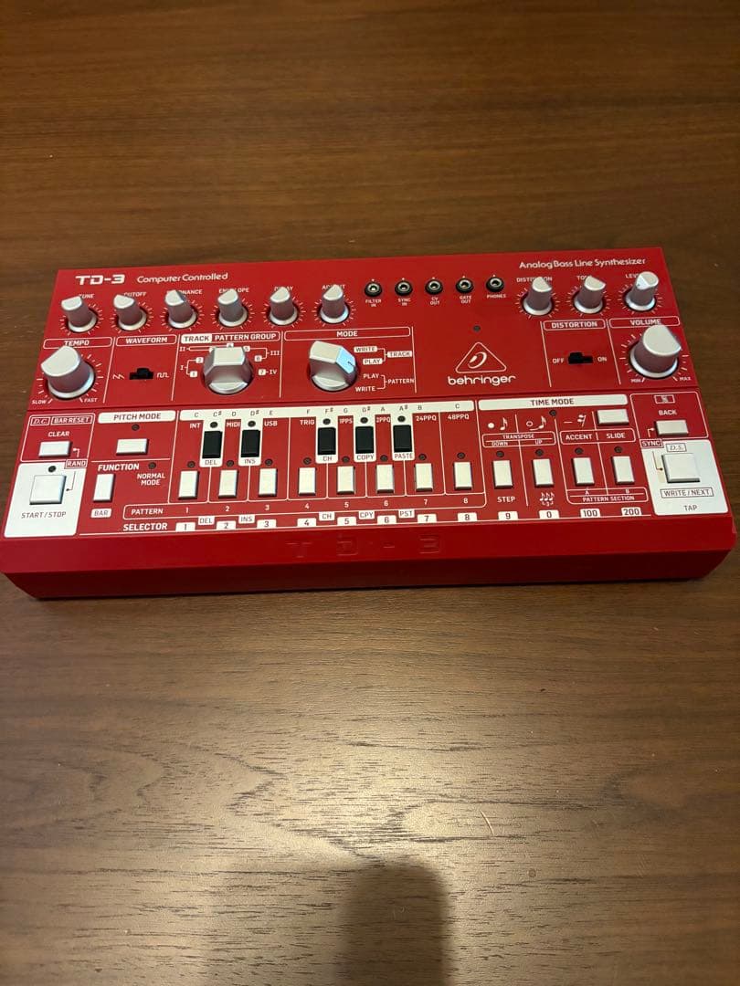 Behringer TD-3 アナログシンセサイザー 電源 MIDIつき