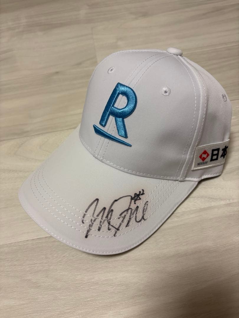 稲見萌寧　直筆サイン入りキャップ