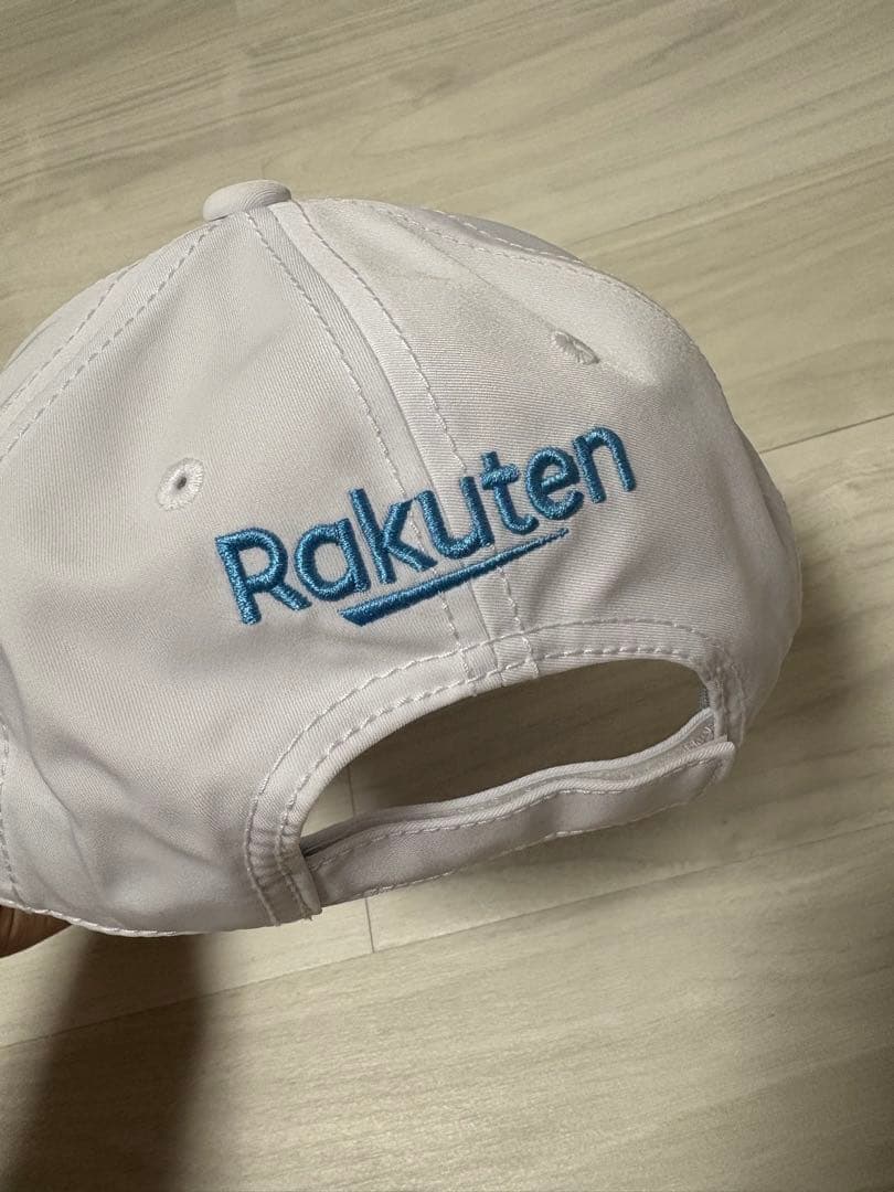 稲見萌寧　直筆サイン入りキャップ