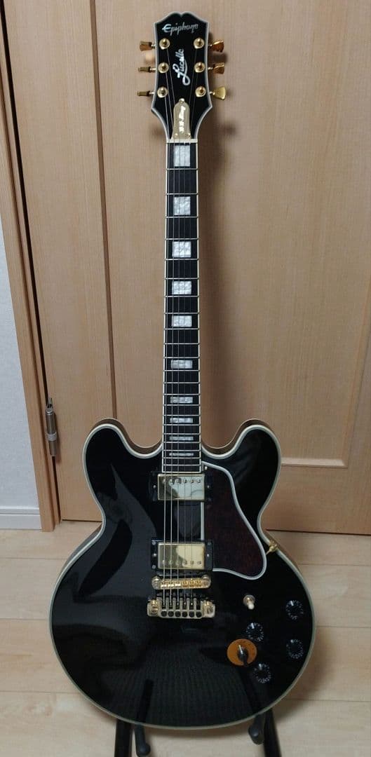 ギター Epiphone Lucille