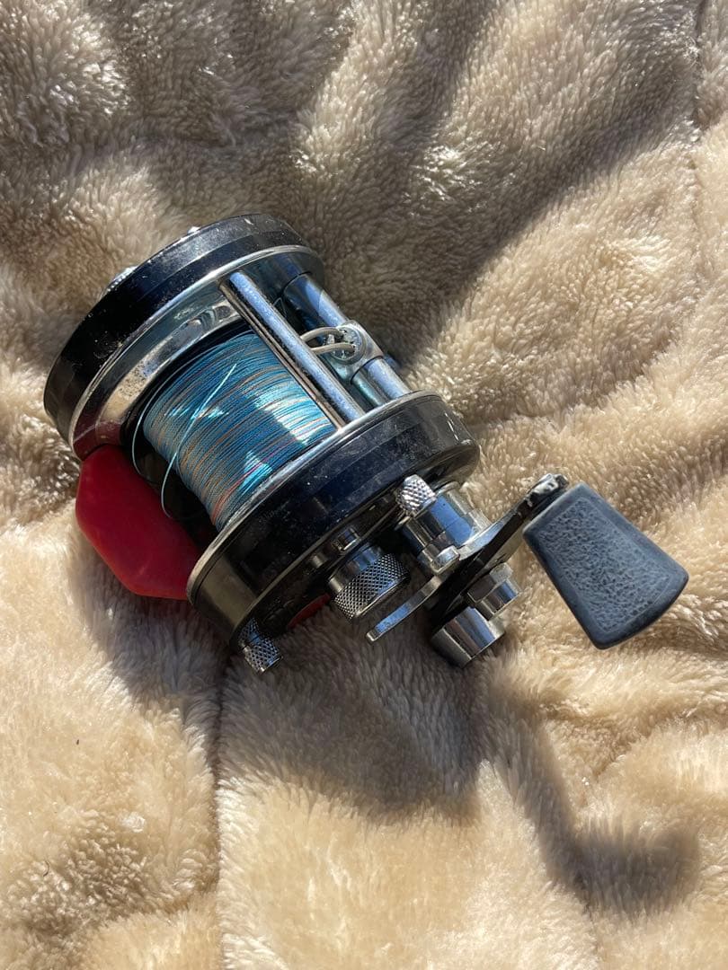 ABU Ambassadeur 5600cベイトリール