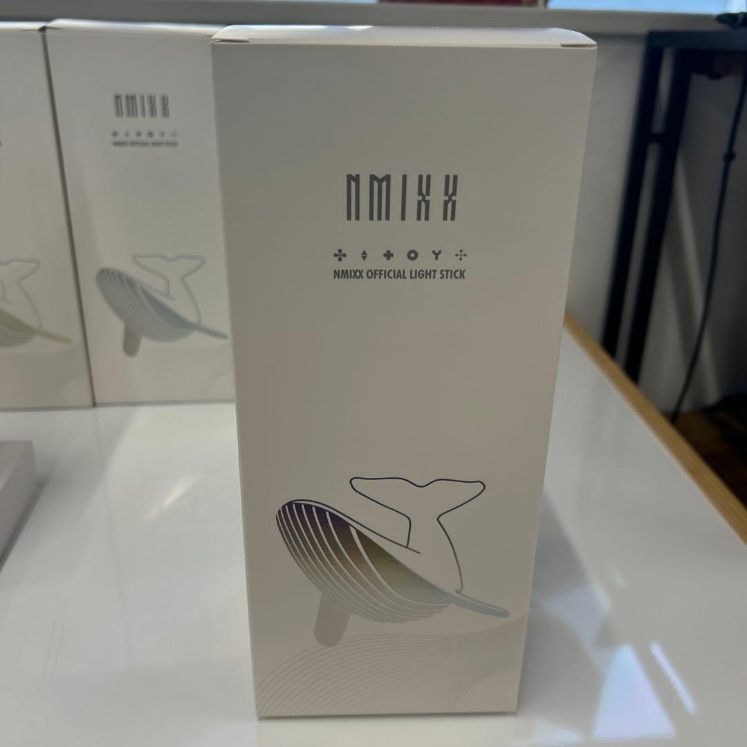 【公式】NMIXX OFFICIAL LIGHT STICK ペンライト　7個