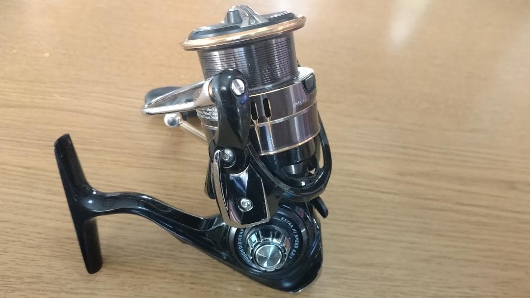 BALLISTIC 3000-XH スピニングリール