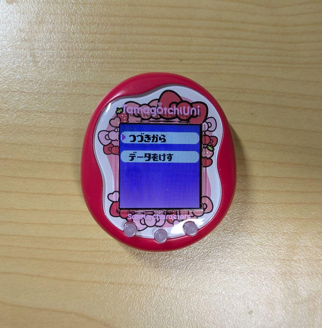 Tamagotchi Uni サンリオキャラクターズ・ケース付き