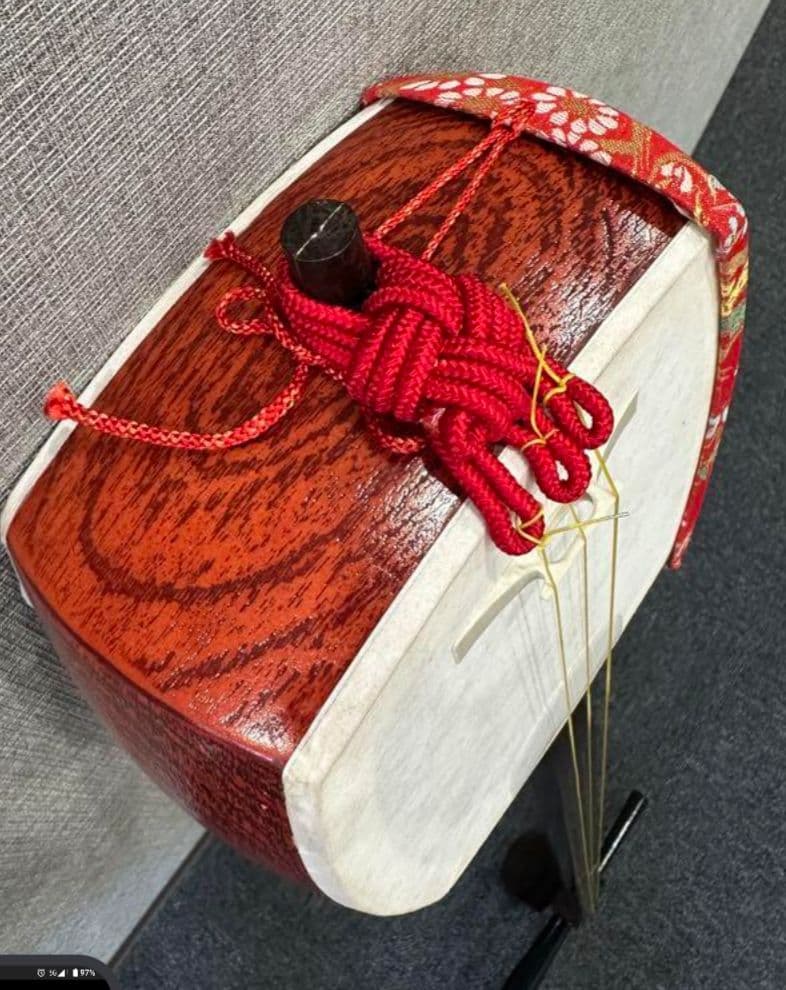 【ケース付き】三味線 本体 白赤