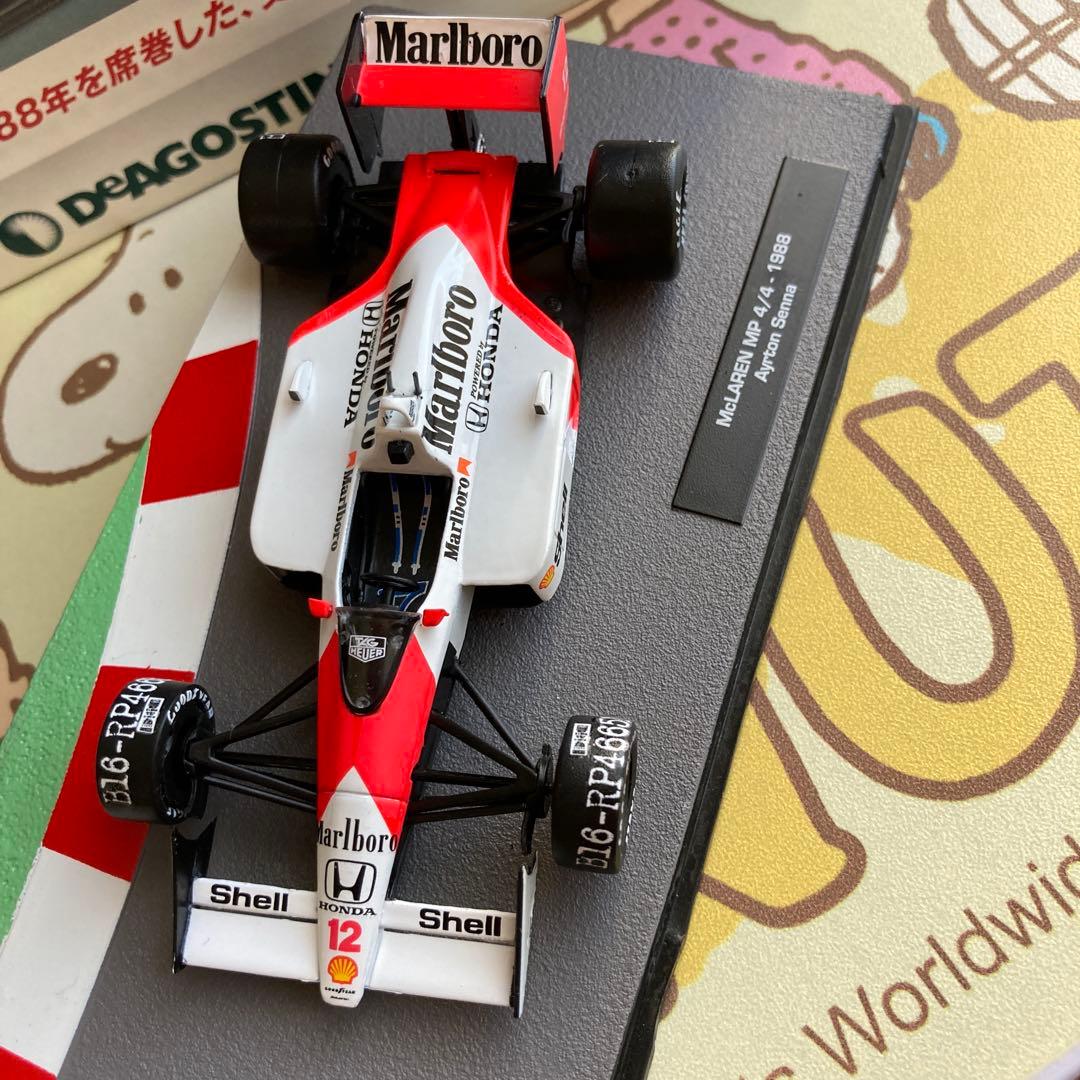 ミニカー McLaren MP4/4 1988 Ayrton Senna 1/43