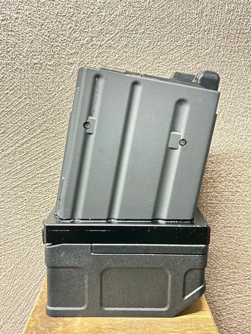 R7-32 東京マルイ GBB M4 マガジンアダプター 外部ソース仕様
